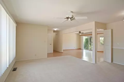 Living - 1816 Fallon Ln, Modesto, CA 95355 photo 3 of 7