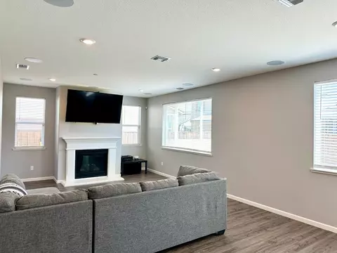 520 Marathon Dr, Oakley, CA 94561 photo 8