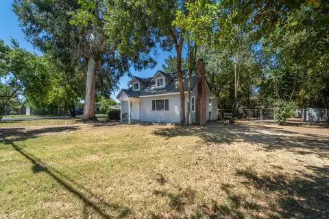 Exterior - 1305 Nelson Ave, Modesto, CA 95350 photo 2 of 7