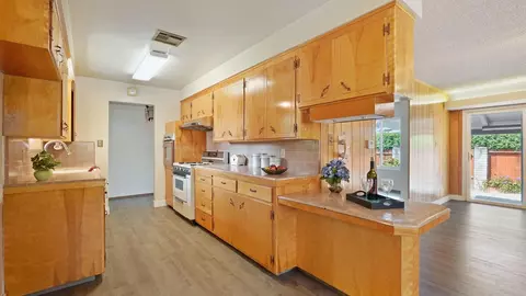 1115 Devine Dr, Lodi, CA 95240 photo 9