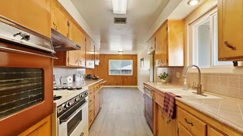 1115 Devine Dr, Lodi, CA 95240 photo 7