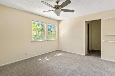 3985 Oak Villa Cir, Carmichael, CA 95608 photo 19