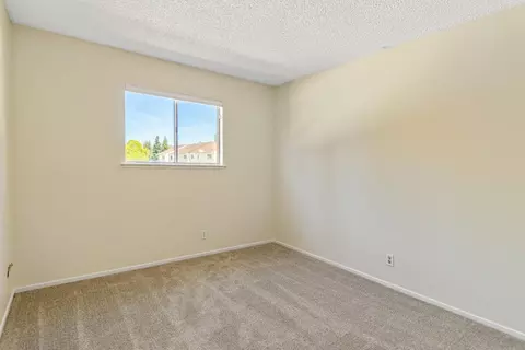 3985 Oak Villa Cir, Carmichael, CA 95608 photo 25