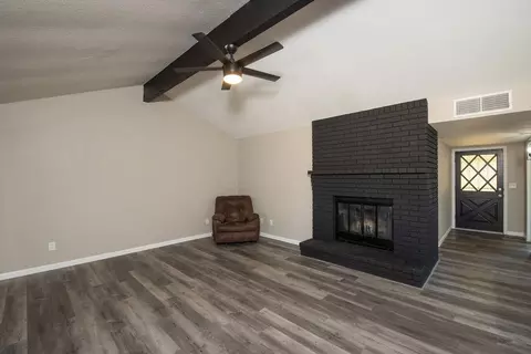 Living - 1305 Chardonnay Ct, Modesto, CA 95351 photo 2 of 10