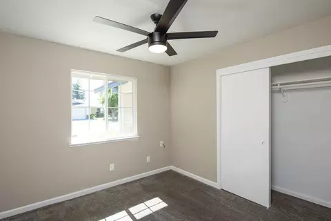 Bedroom - 1305 Chardonnay Ct, Modesto, CA 95351 photo 2 of 6
