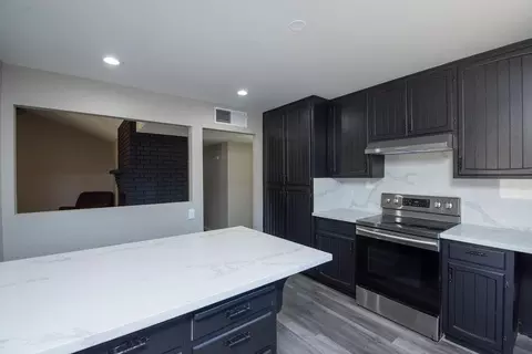 Kitchen - 1305 Chardonnay Ct, Modesto, CA 95351 photo 5 of 5
