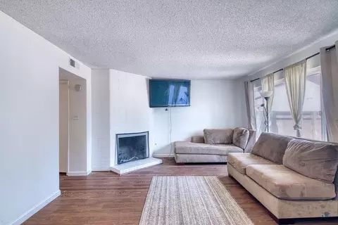 Living - 2620 El Pasado Dr, Modesto, CA 95354 photo 1 of 4