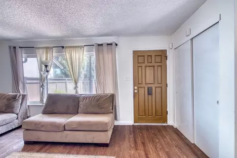 Entry Way - 2620 El Pasado Dr, Modesto, CA 95354 photo 2 of 3