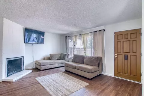 Living - 2620 El Pasado Dr, Modesto, CA 95354 photo 2 of 4