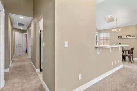 Entry Way - 229 Oak Ave, Ripon, CA 95366 photo 5 of 6
