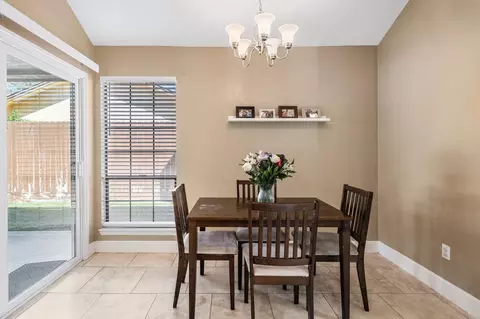 Dining - 229 Oak Ave, Ripon, CA 95366 photo 2 of 2