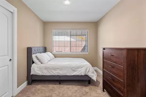 Bedroom - 229 Oak Ave, Ripon, CA 95366 photo 1 of 4