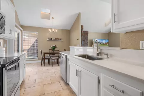 Kitchen - 229 Oak Ave, Ripon, CA 95366 photo 4 of 4