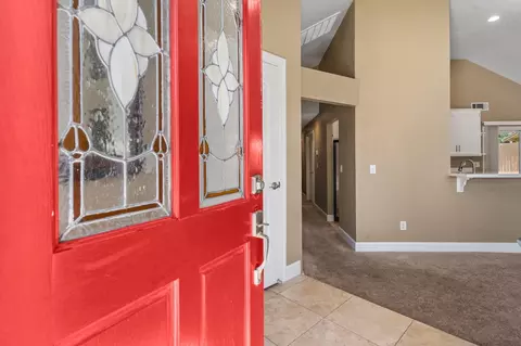 Entry Way - 229 Oak Ave, Ripon, CA 95366 photo 1 of 6