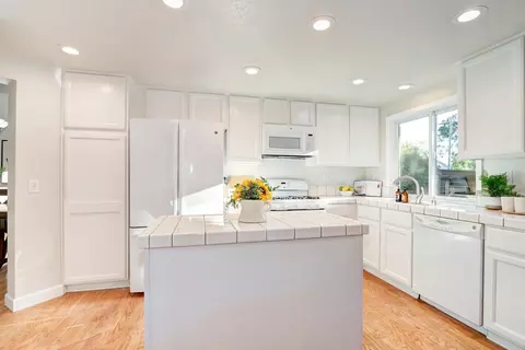 1405 Escolar Ct, Davis, CA 95618 photo 13