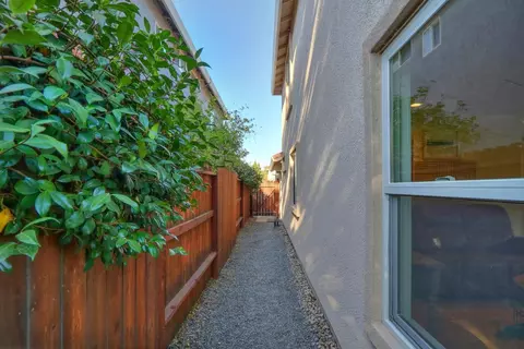 1405 Escolar Ct, Davis, CA 95618 photo 57