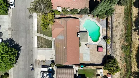 412 Roxanne, Patterson, CA 95363 photo 3