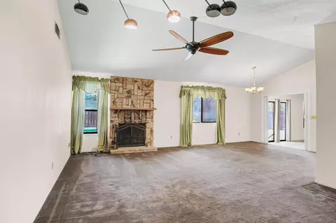 412 Roxanne, Patterson, CA 95363 photo 5