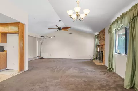 412 Roxanne, Patterson, CA 95363 photo 8