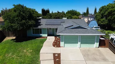 672 Aurora Ct, Manteca, CA 95336 photo 2
