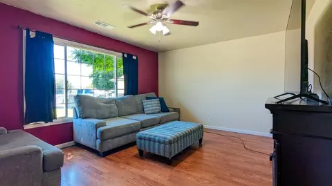 672 Aurora Ct, Manteca, CA 95336 photo 5