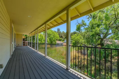 102 Gordon Pl, Jackson, CA 95642 photo 4