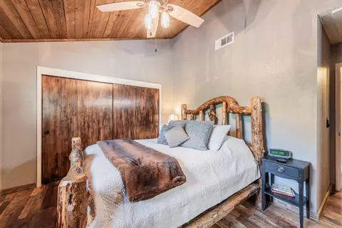 Bedroom - 6625 Thunder Head Ln, Placerville, CA 95667 photo 6 of 7