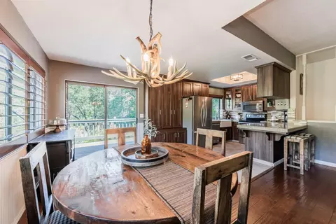 Dining - 6625 Thunder Head Ln, Placerville, CA 95667 photo 4 of 5