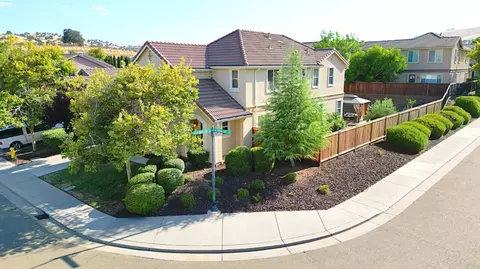 9442 California Oak Cir, Patterson, CA 95363