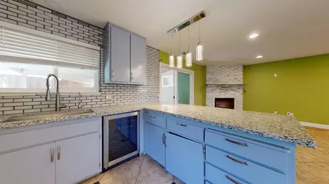 Kitchen - 901 Valley Wind Way, Modesto, CA 95351 photo 1 of 1