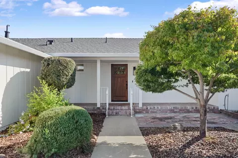 1145 Junewood Dr, Lodi, CA 95242 photo 2