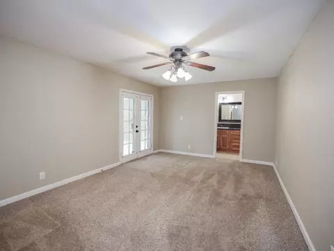 Bedroom - 8824 Pershing Ave, Orangevale, CA 95662 photo 8 of 10