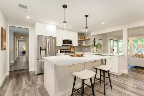 Kitchen - 4431 Stoney Way, Carmichael, CA 95608 photo 2 of 4