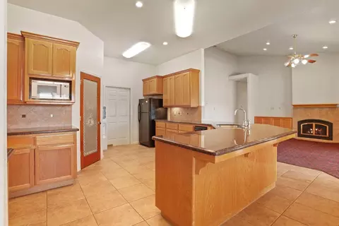 10090 E Collier Rd, Acampo, CA 95220 photo 20