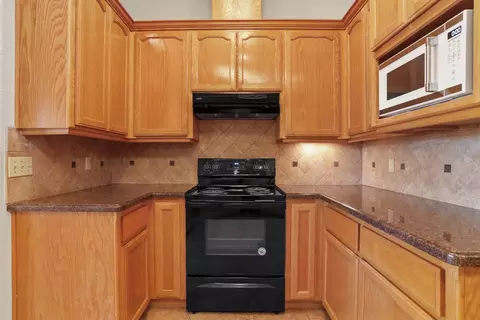 10090 E Collier Rd, Acampo, CA 95220 photo 23