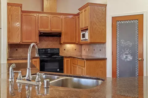 10090 E Collier Rd, Acampo, CA 95220 photo 26