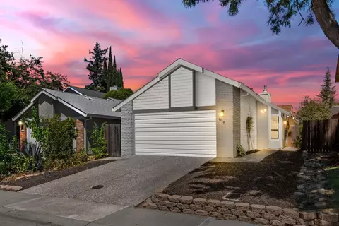1310 Puebla Way, Roseville, CA 95747