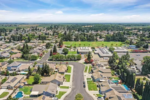 View/Area - 343 Mount Airy Ct, Ripon, CA 95366 photo 5 of 13