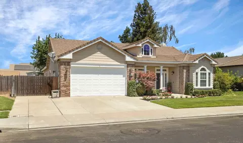Exterior - 343 Mount Airy Ct, Ripon, CA 95366 photo 2 of 15