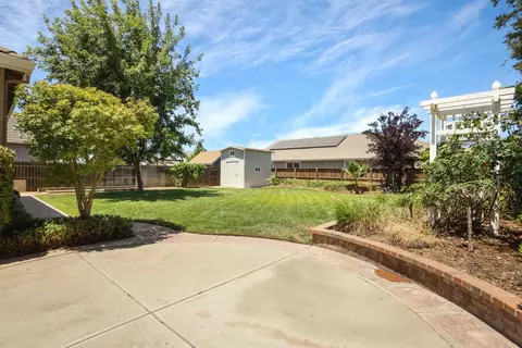 Exterior - 343 Mount Airy Ct, Ripon, CA 95366 photo 13 of 15