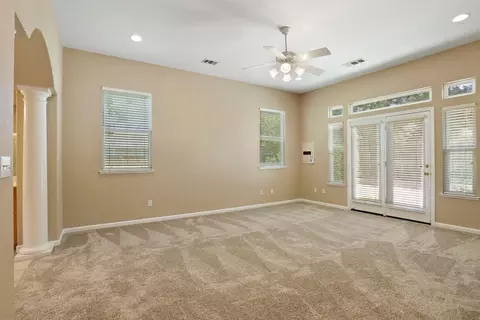Living - 343 Mount Airy Ct, Ripon, CA 95366 photo 8 of 9