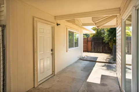 Entry Way - 3093 3rd St, Biggs, CA 95917 photo 3 of 4