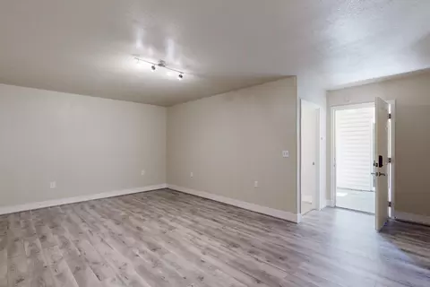 Living - 3093 3rd St, Biggs, CA 95917 photo 6 of 6