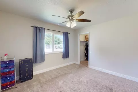 Bedroom - 3093 3rd St, Biggs, CA 95917 photo 2 of 6