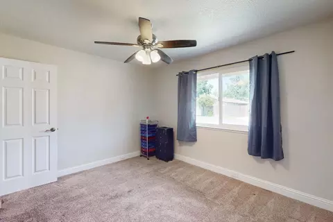Bedroom - 3093 3rd St, Biggs, CA 95917 photo 3 of 6