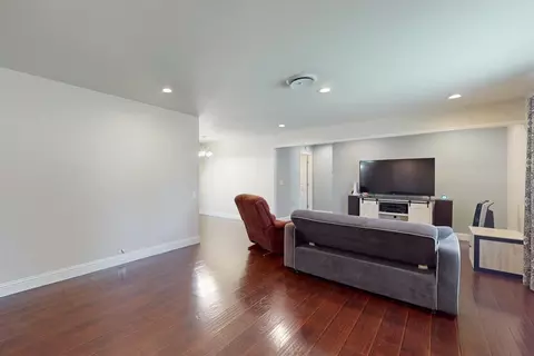Living - 3093 3rd St, Biggs, CA 95917 photo 3 of 6