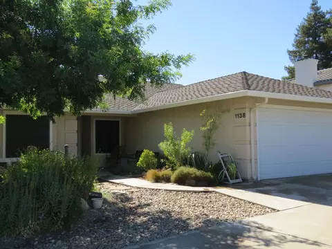 1138 Kathy Ct, Ripon, CA 95366 photo 2