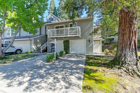 205 Live Oak Cir #48, Roseville, CA 95678