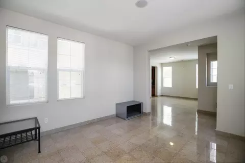 Living - 2867 W Bay Ct, Tracy, CA 95377 photo 2 of 10