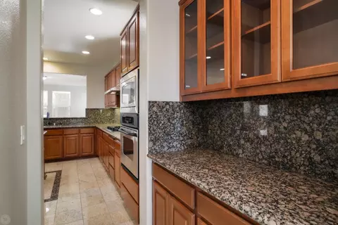 Kitchen - 2867 W Bay Ct, Tracy, CA 95377 photo 1 of 4